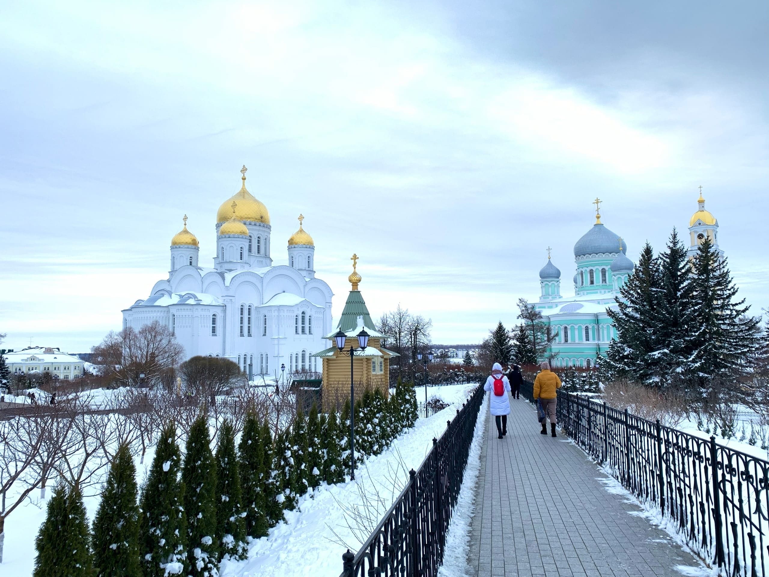 Дивеево из нижнего новгорода. Путешествие Тольятти Нижний Новгород Суздаль Дивеево Тольятти. Дивеево рисунки детей зима.